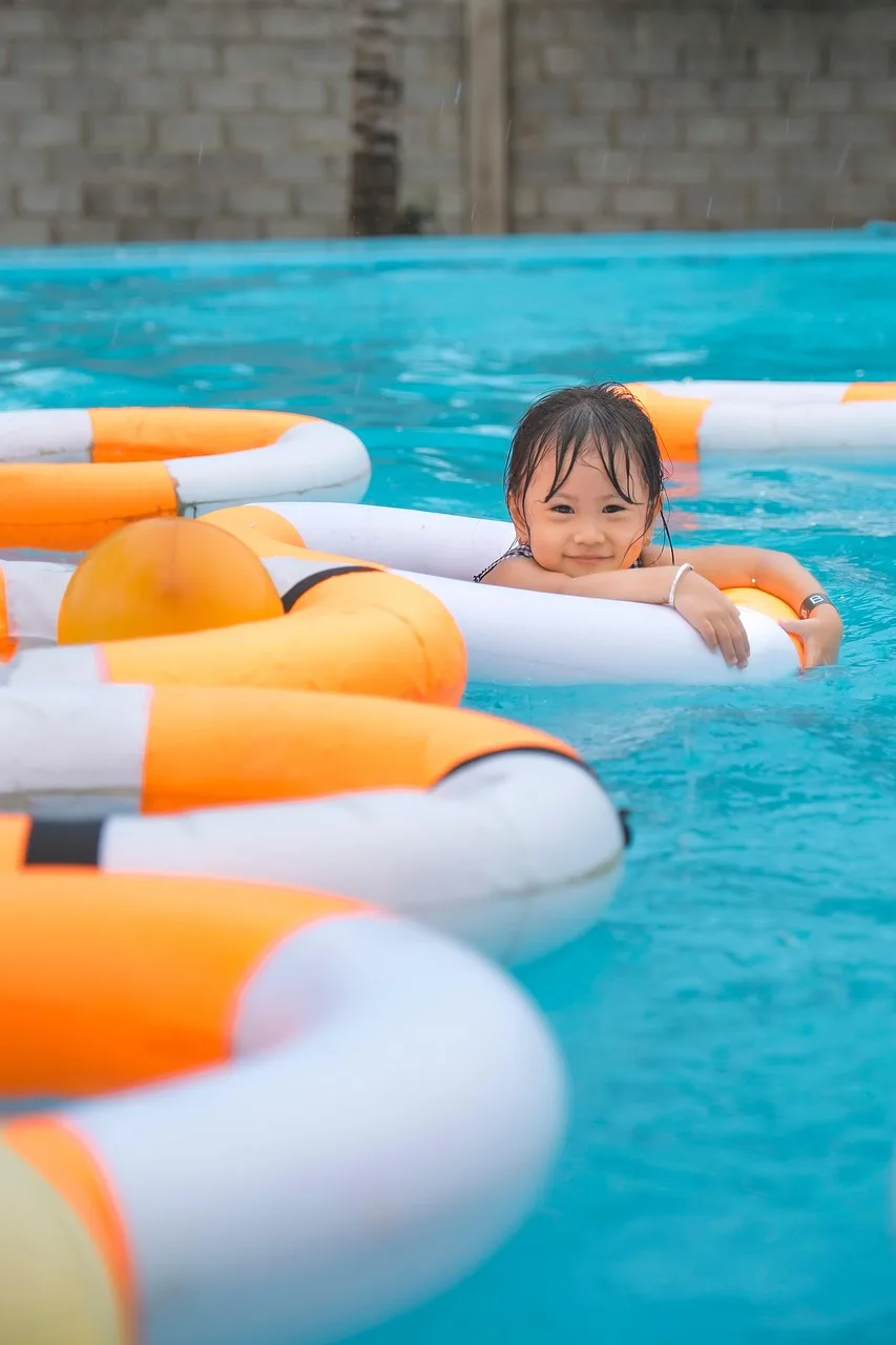 Lato i bezpieczne wakacje (fot. Pixabay)